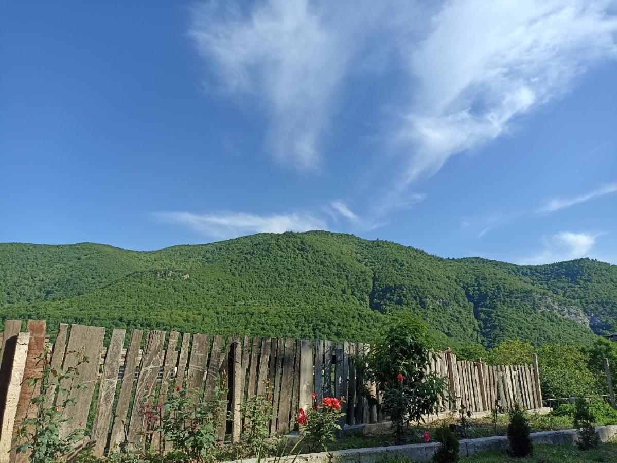 Green Garden Ijevan Esterno foto